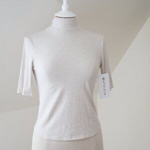 Athleta Signature Rib Elbow Sleeve Mock Neck Tee Small in Color Fog Grey Heather